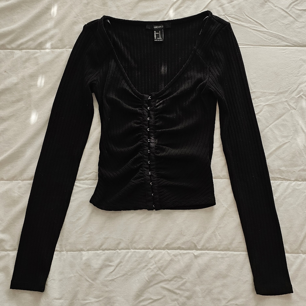 Forever 21 Black Top size Small